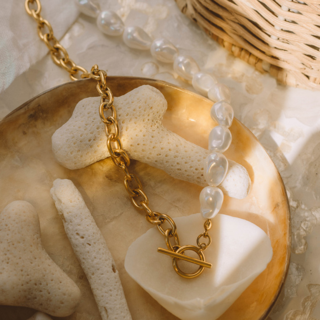 Pearl and Chain Duo
