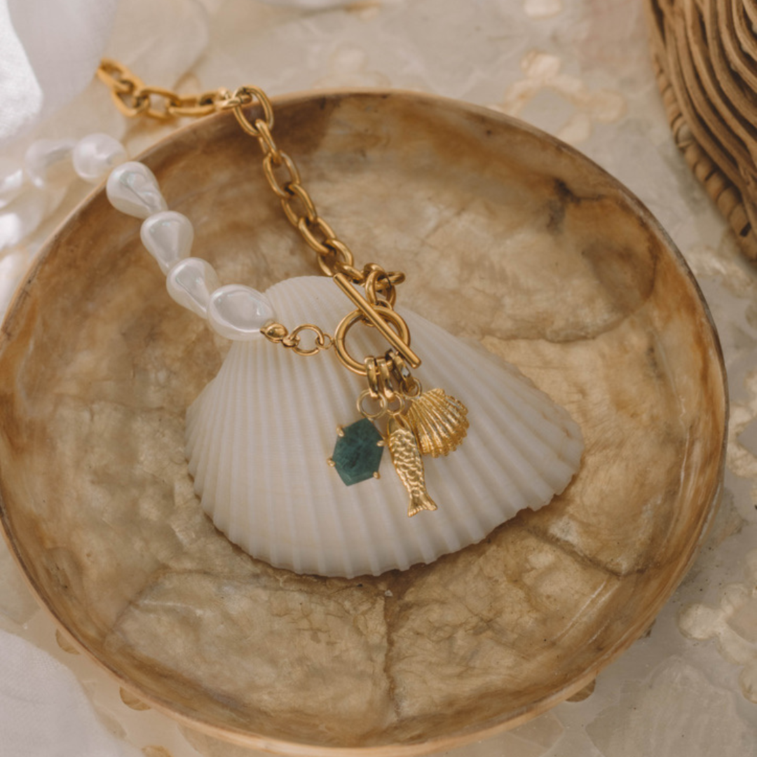 Pearl and Chain Duo