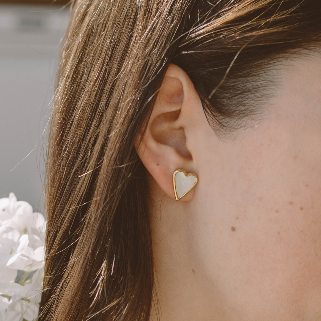 Studs Coeurs Nacrés