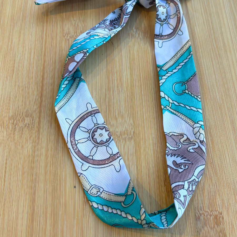Foulard Collier