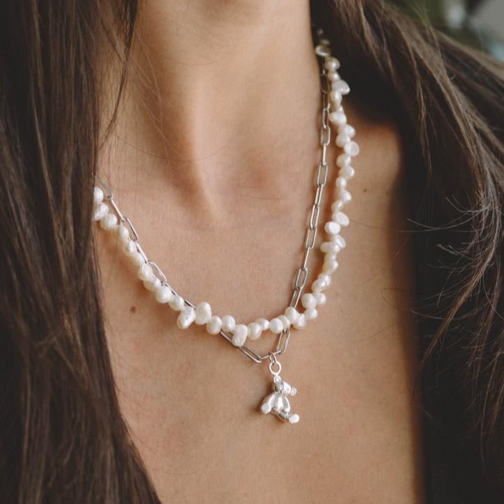 Uneven Infinite Pearl Necklace