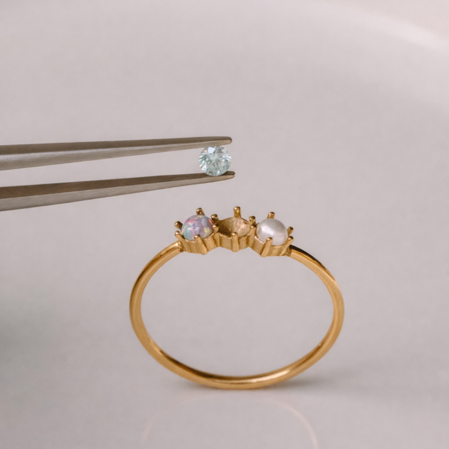 Bague de Quatre Pierres Personnalisable