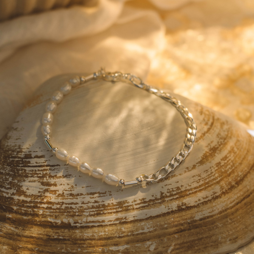 Pearls and Figaro Bracelet