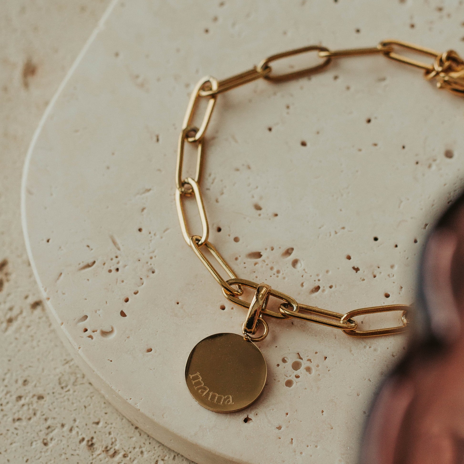 Bracelet de Trombone - Or 10k. Color: jaune | Doucet Latendresse Bracelet de Trombone - Or 10k. Color: jaune | Doucet Latendresse
