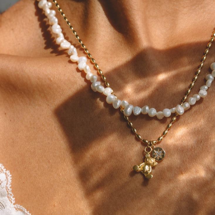 Uneven Infinite Pearl Necklace