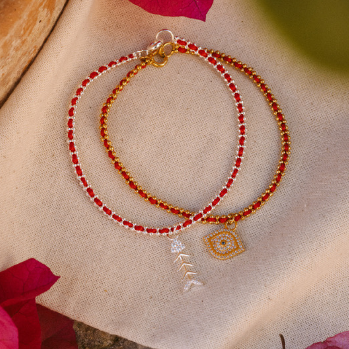 Bracelet avec Corde Rouge